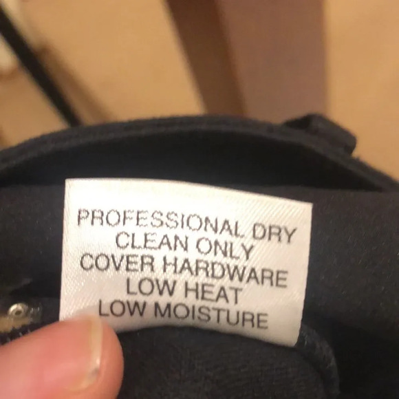 ST. John Sport black jeans - Picture 8 of 8